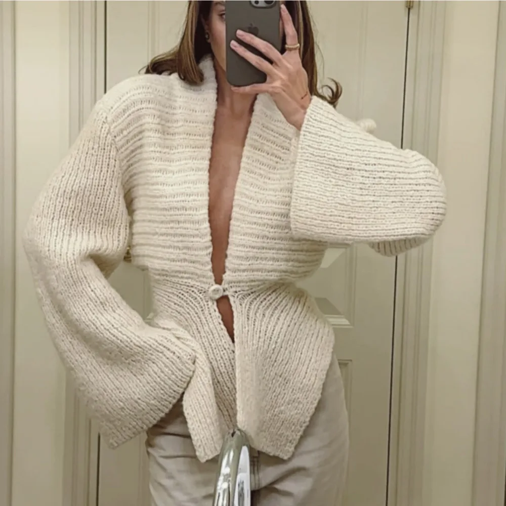 

Blifanbo вязаный повседневный свитер с глубоким v-образным вырезом, свободный однотонный кардиган с длинными рукавами на одной пуговице, женский топ, уличная мода