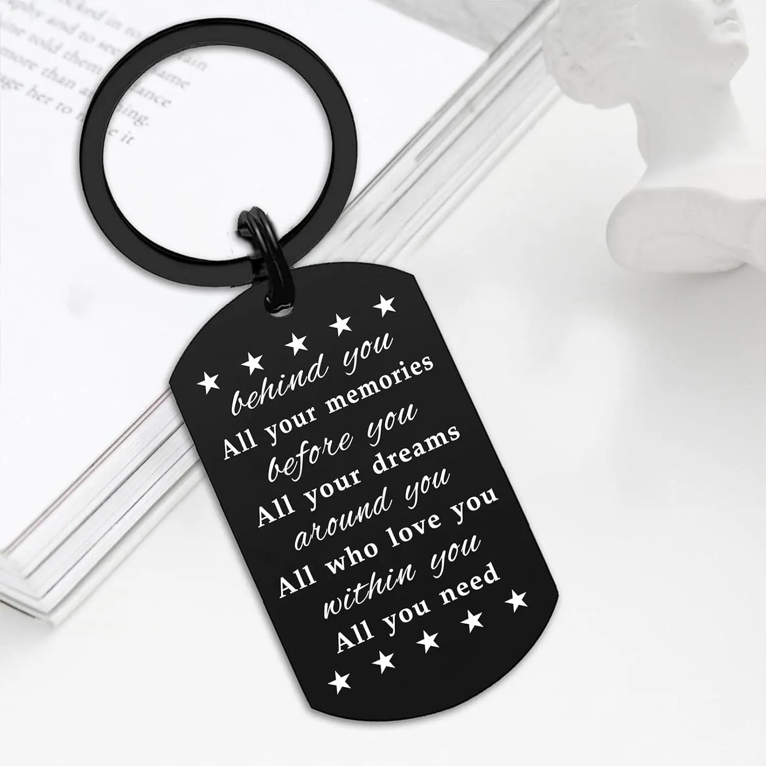 2025 Graduation Gifts for Women Men Him Her - The Adventure Begins Class of 2025 Graduate Keychain for Boys Girls