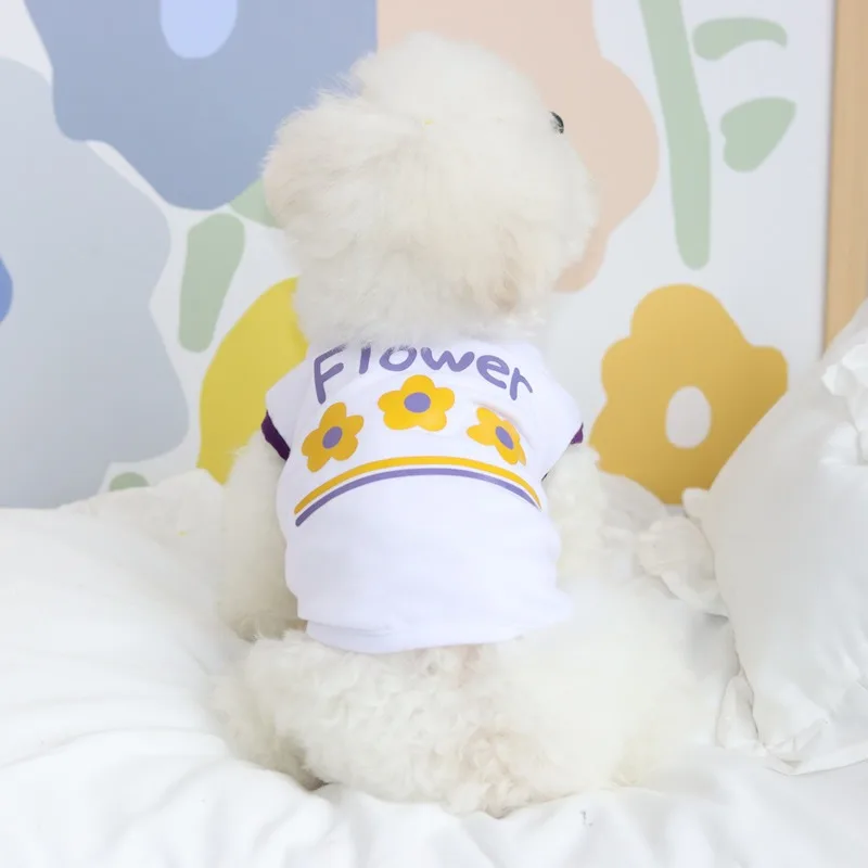 

Pet Dog Three Flowers Vest Summer Teddy Clothes Yorkshire Soft Pullover Bichon Frise Sleeveless T-Shirt