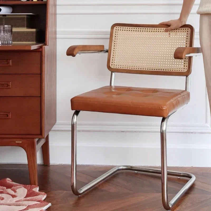 Sillón, silla de escritorio de madera de abedul hecha a mano de ratán encerado con aceite, individual minimalista