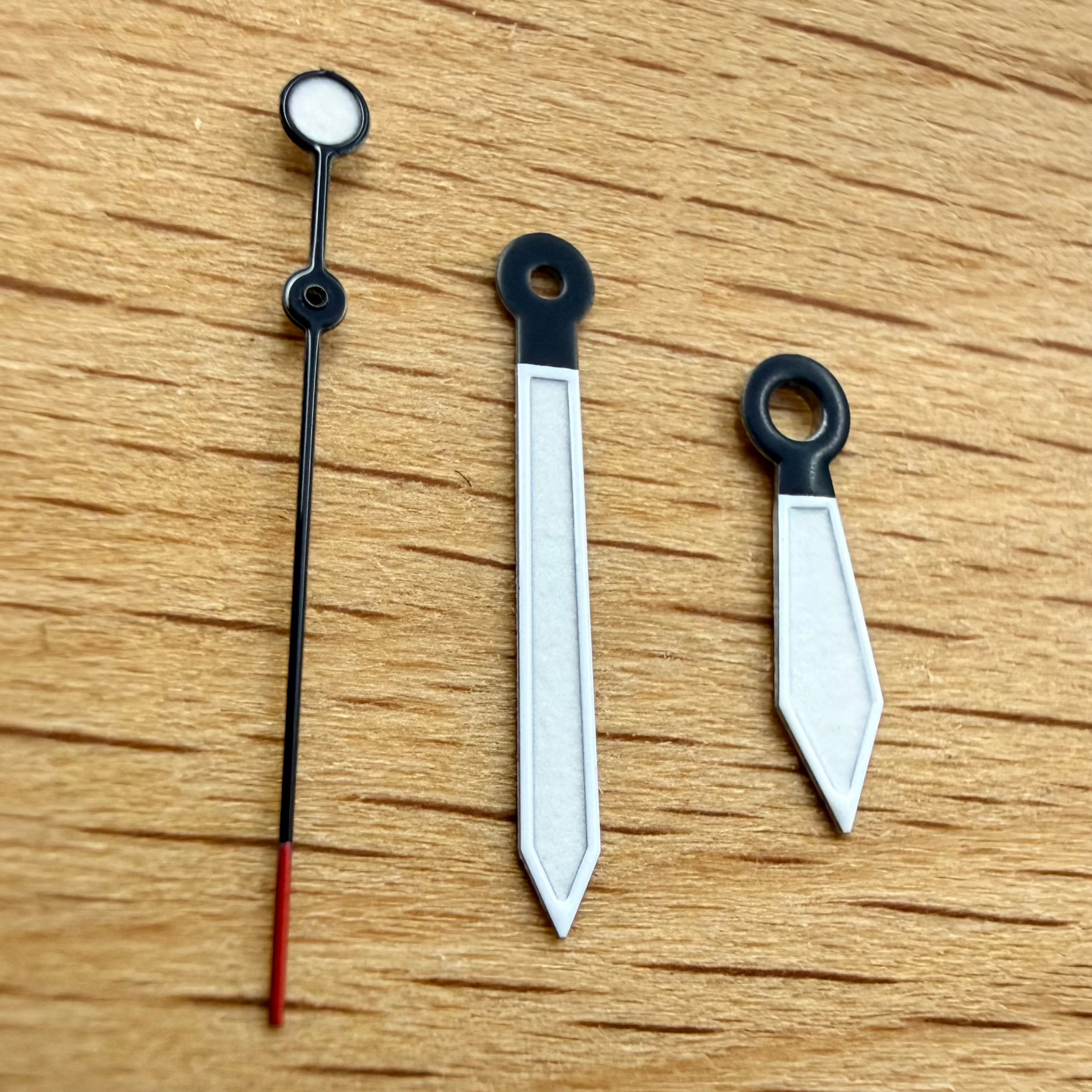 NH35 Watch Hands Set Green Luminous Red Tip Second Hand Fit NH35 NH36 ETA2824 2836 PT5000 Miyota 8205 8215 821A Movement Parts view 3