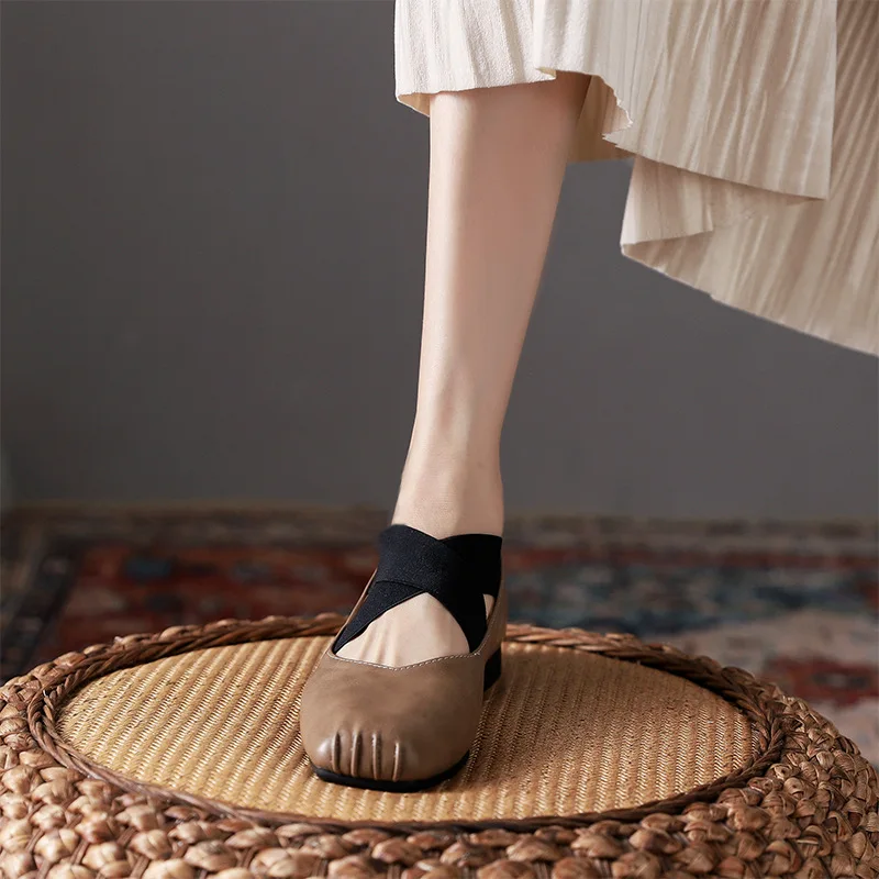 

Retro Pig Nose Ballet Flats Women's New Style Crossed Strap Flat Bottom Mary Jane Shoes Breathable Daily Wear Korean Style