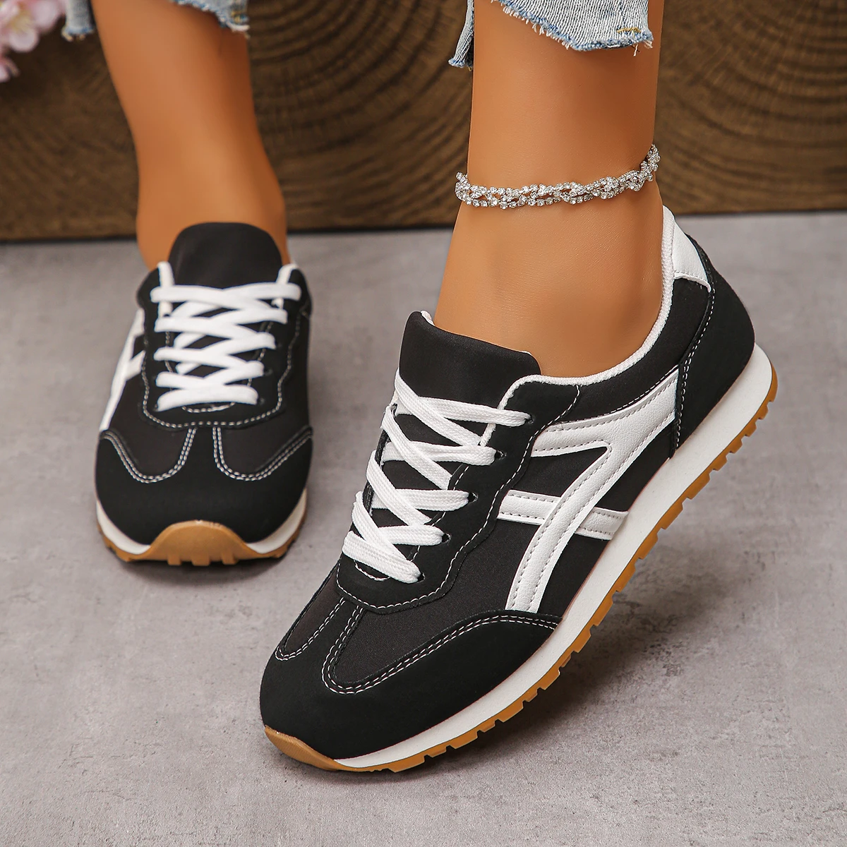 أحذية نسائية عصرية أحذية فلكنيز مسطحة كاجوال أحذية ركض مريحة تسمح بمرور الهواء أحذية رياضية للمشي في الهواء الطلق Zapatos De Mujer