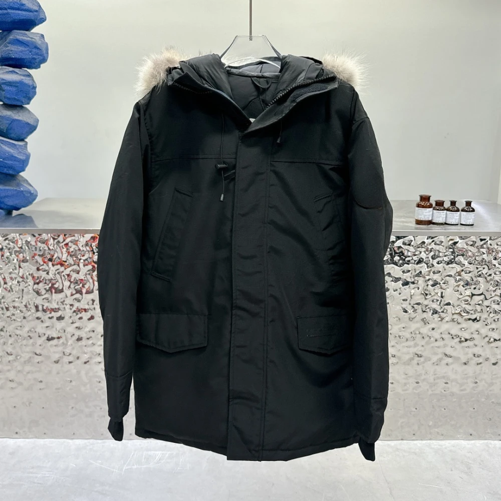 الفاخرة أوزة أسفل معطف 2025 العلامة التجارية الشتاء النساء أسفل سترة لينة الدافئة البخاخ ملابس خارجية قصيرة خفيفة الوزن مصمم معطف غير رسمي #1