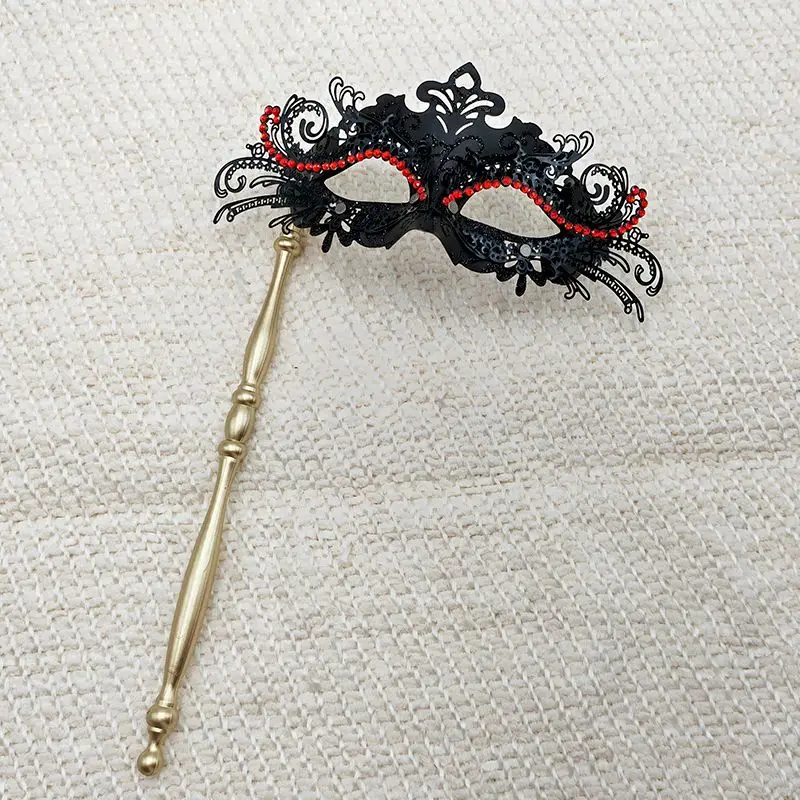 12color Handheld Women Masquerade Half Face Iron Masks With Stick Fashion Vintage Princess Halloween Carnival Cosplay Show Party
