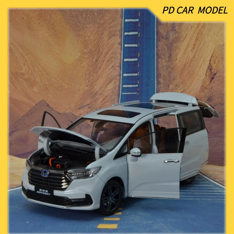 Original Collectible 1:18 Scale Model for HONDA ODYSSEY MPV Gift for friends and family