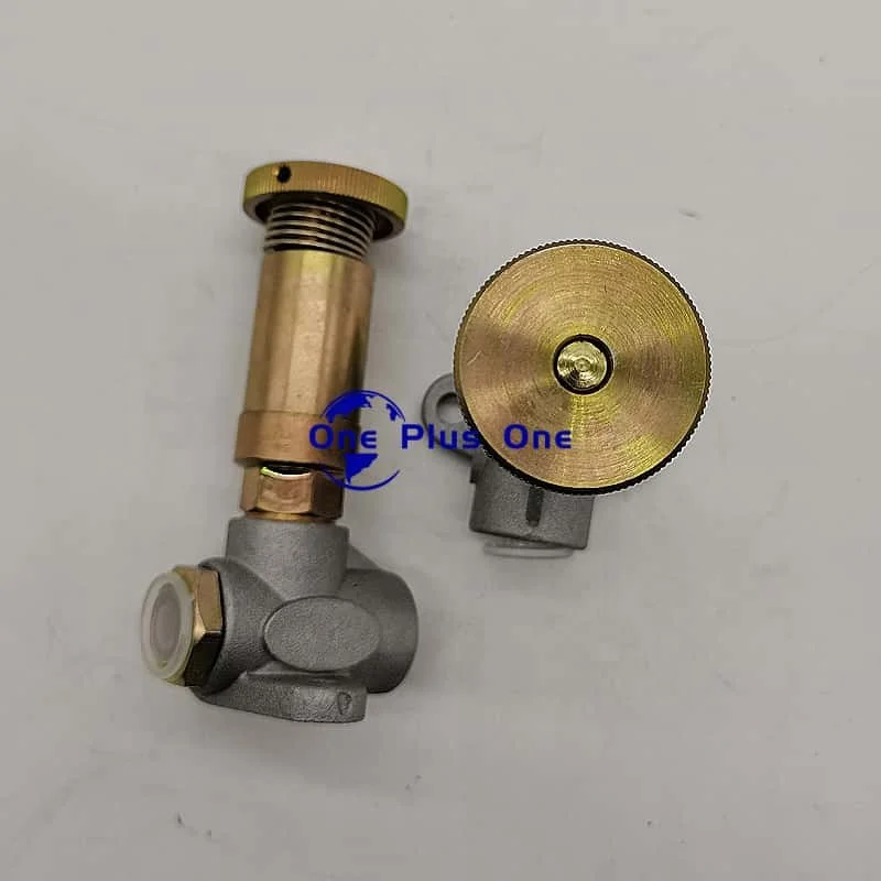 Original Construction Machinery Parts 6933-71-8110 Primer Pump for Komatsu PC360-7 Excavator SA6D140E Engine