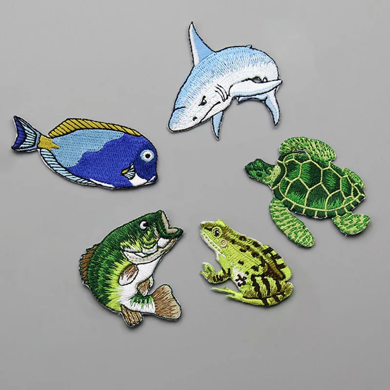 Einteiliger süßer Meeresschildkrötenhai, Fisch, Frosch, Stickerei-Patch, DIY-Aufbügel-Applikation für Kleidung, Taschen, Dekoration