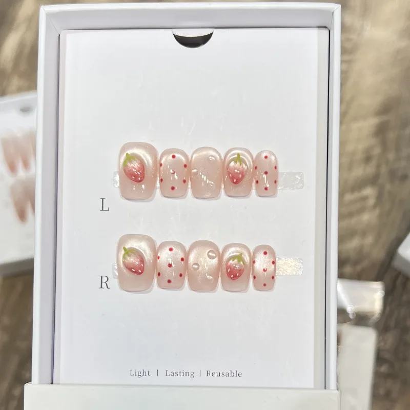 Рисунок 4 - накладные ногти ручной работы