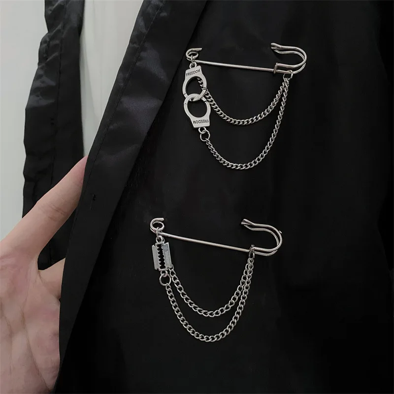 Korean Style Metal Butterfly Chain Brooch for Women Men Suit Decoration Tassel Chain Metal Beads Pin Cloth Jewelry Accessories