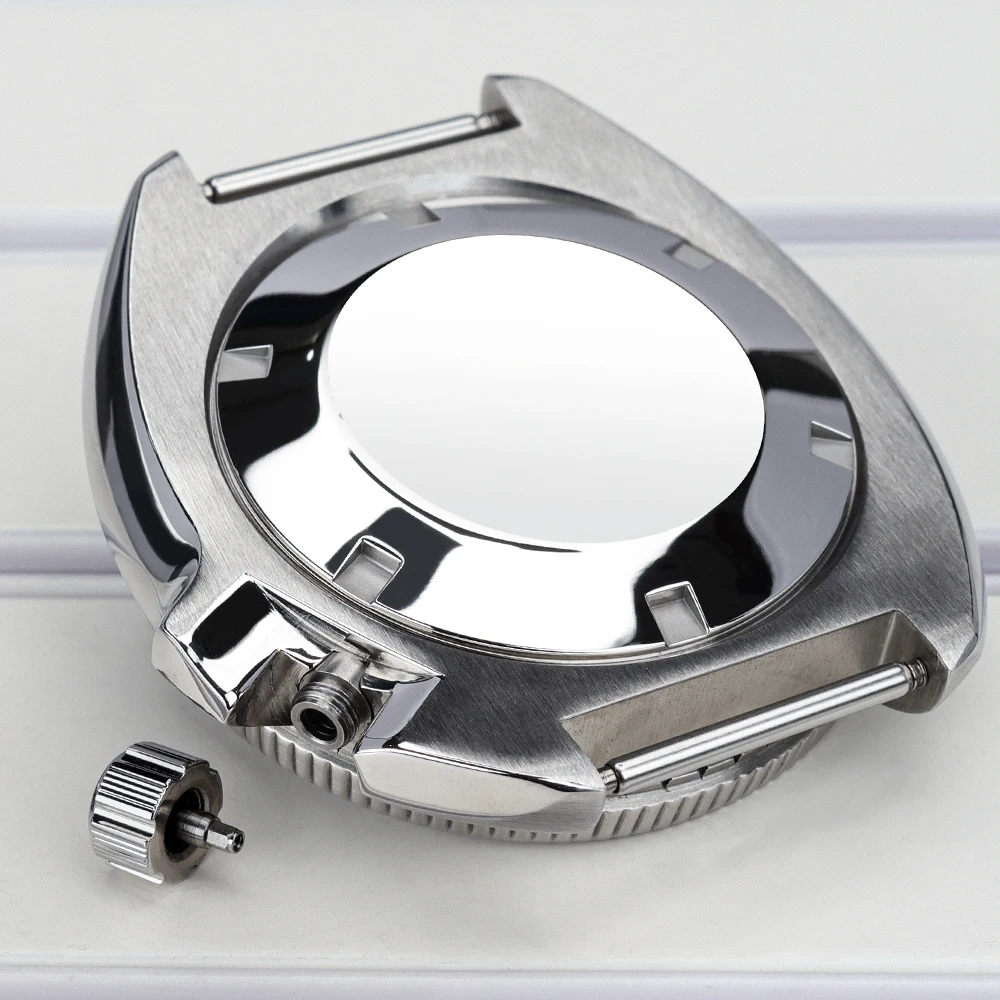 44-mm-Gehäuse für mechanische Herrenuhren, zum Zusammenbauen, mit AR-Saphirglas, passend für NH35-, NH36- und NH70-Uhrwerke, mit Kapitelring und Krone bei 4.1 Uhr. – Detail 8