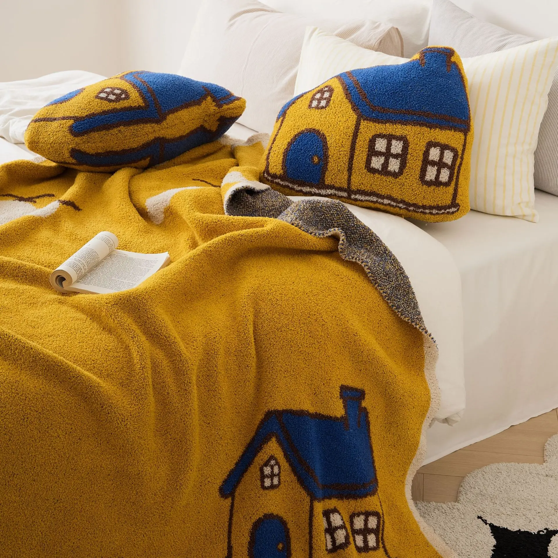 Fairy Tale House Half Loop Fleece Throw Blanket, Class A Infant Grade, Sofa Cover Blanket, Skin-friendly Nap Blanket