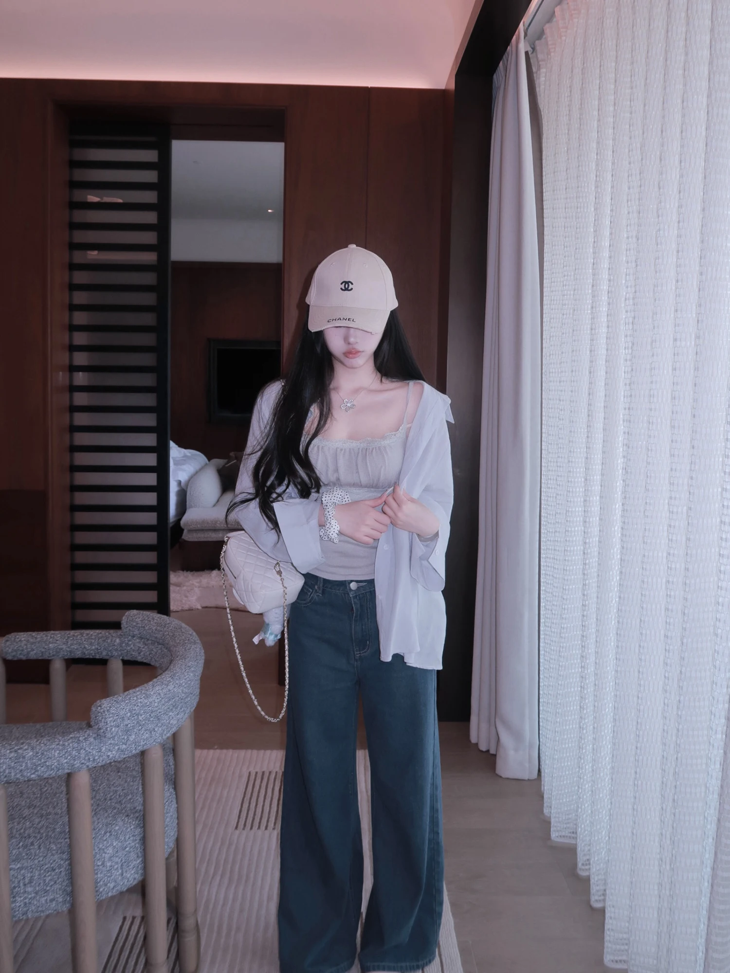 

Eleven Girls Vintage Denim Pants High Waist Wide Leg Spring 2026 Ladies Fashion Classic Blue Color Button Closure Jeans