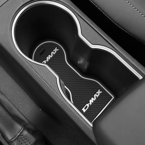 Imagen 2 del producto Para ISUZU D-MAX 2021 - 2024 DMAX antideslizante puerta ranura taza Mat antideslizante puerta ranura Pad accesorios interiores de coche posavasos