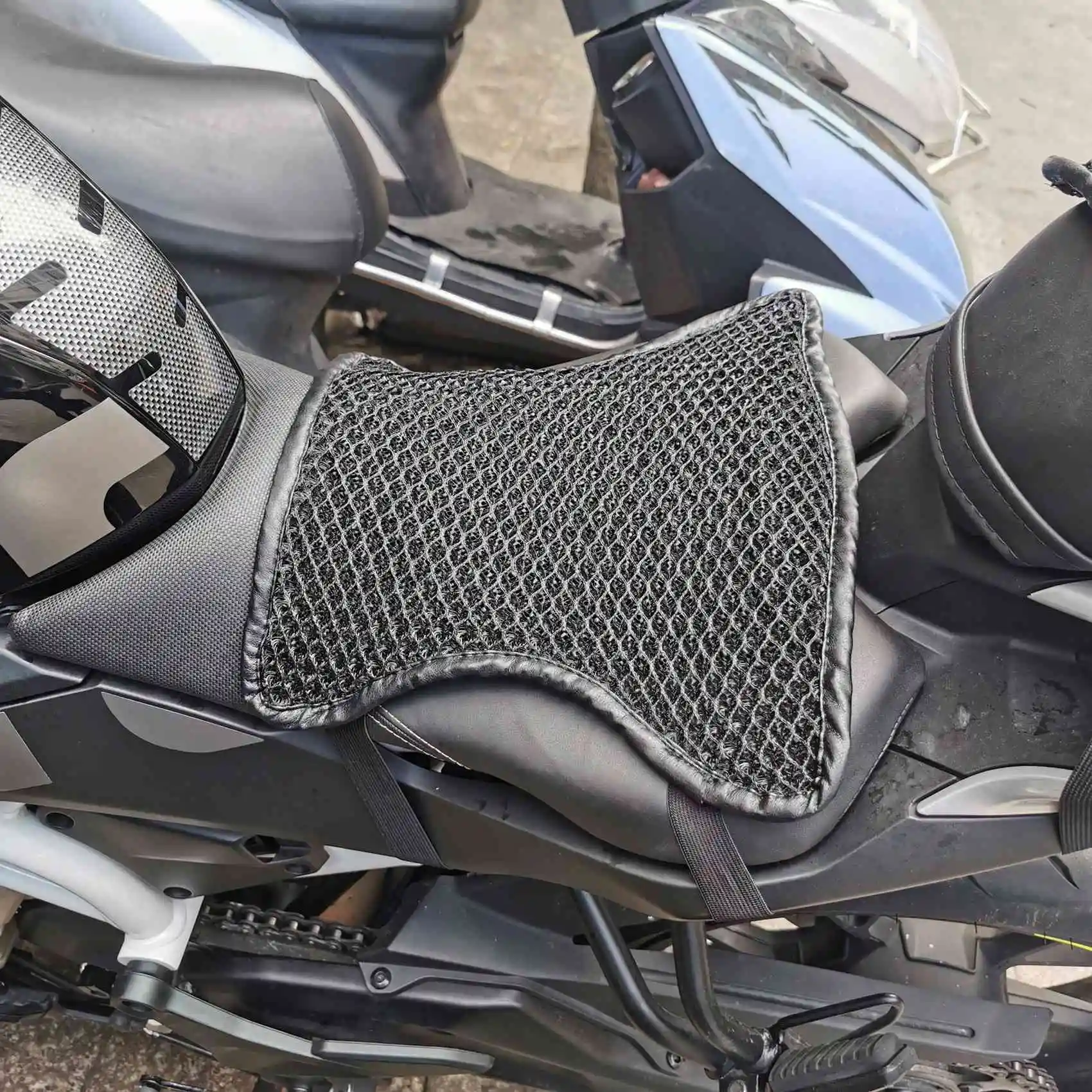 Motorcycle Seat Cushion Cover 3D Mesh Universal Shockproof Breathable for Electric Street Bike Scooter F800GS MT-09