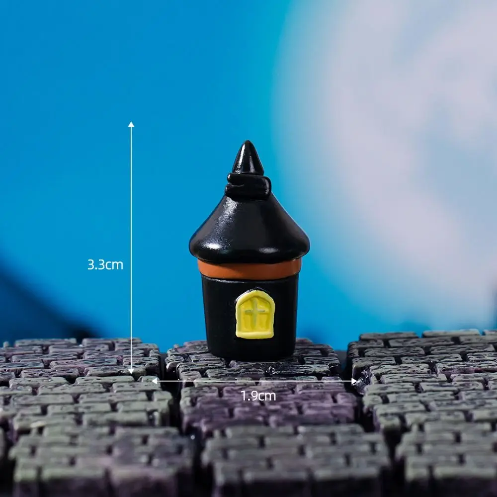 

Micro Landscap Halloween Crystal Ball Mini Easy to Carry Resin Faceless Ghost Resin Pumpkin Resin Ornaments Desktop