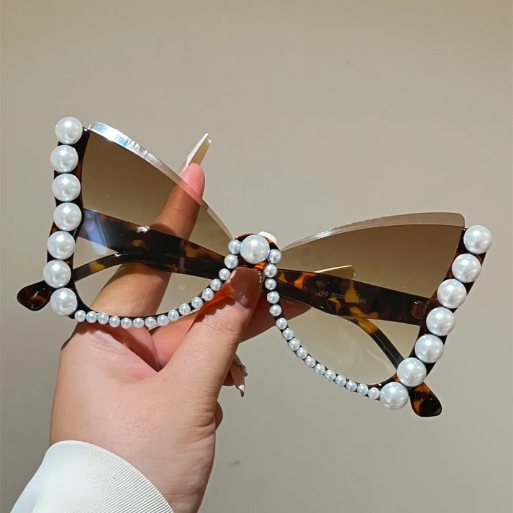 Pearl Embellished Butterfly Sunglasses Tinted Lenses Gradient Lenses Pearl Sunglasses Decorative Frame Stylish Statement Eyewear
