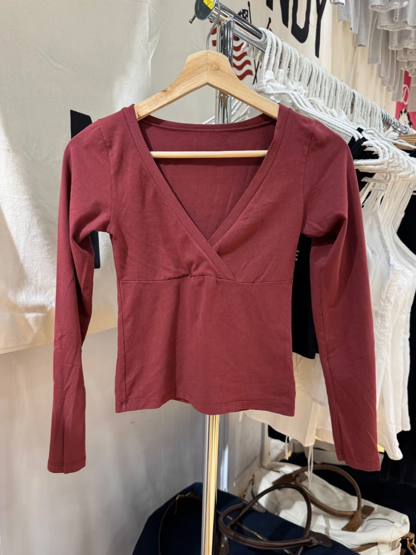 بورجوندي كم طويل تي شيرت امرأة الخريف الصليب الخامس الرقبة القطن سليم المحاصيل الأعلى عادية بسيطة الصلبة كل مباراة الأساسية بلايز Y2k