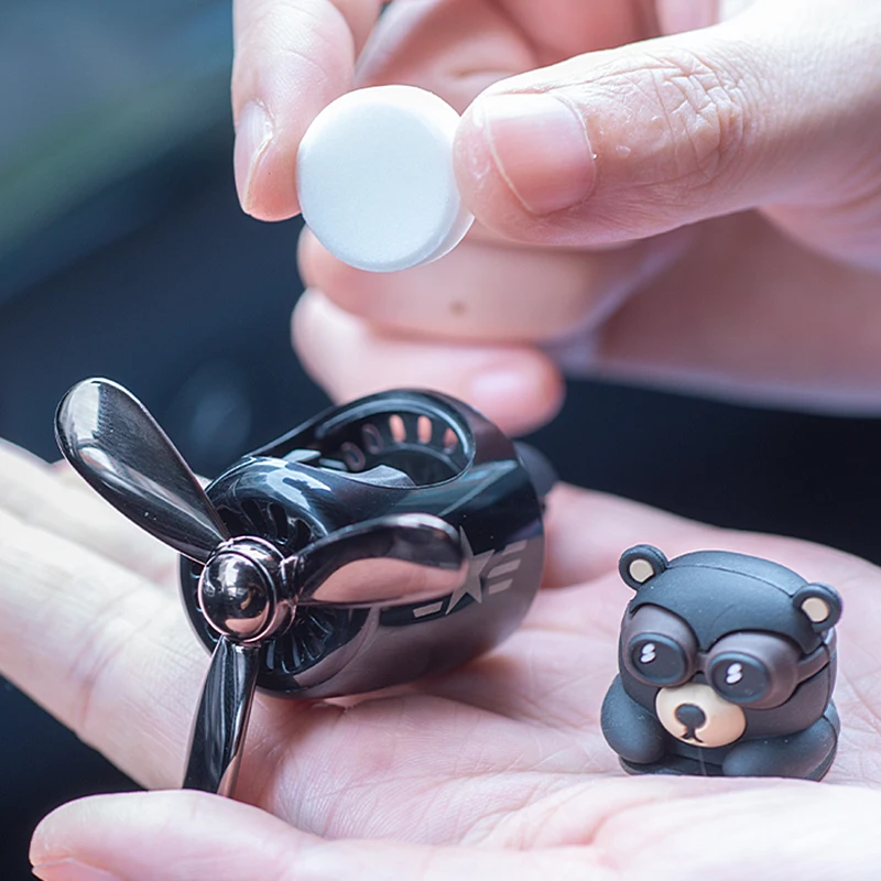 Rotating dispersal cool pilot bear new car air fresheners airplane vent clip perfume men fragrance diffuser aroma fan dispenser image 6