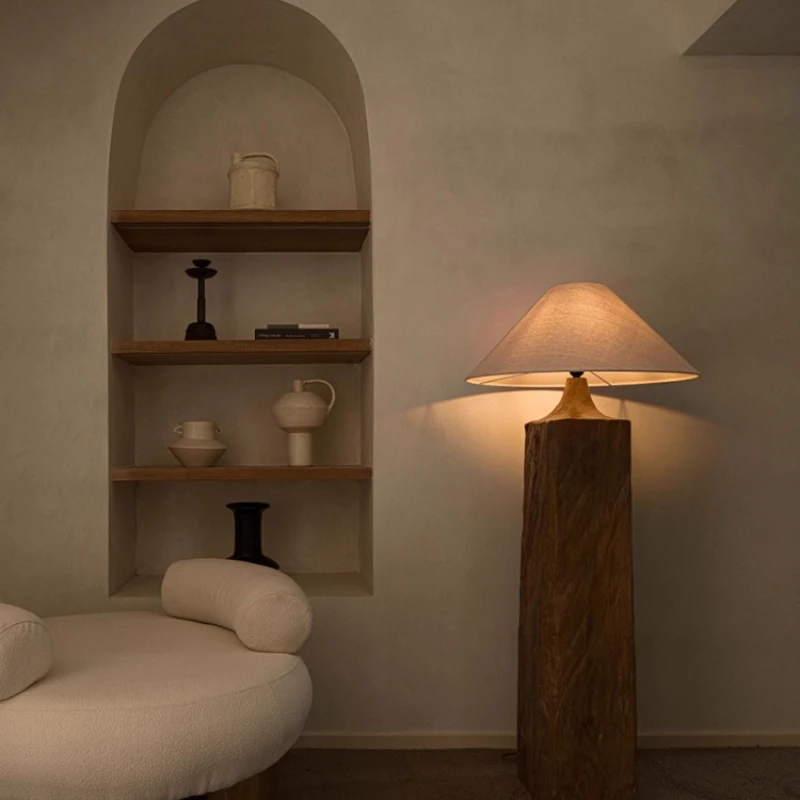 

Medieval solid wood floor lamp bedroom study B & B retro Japanese Zen art living room wabi sabi wind vertical desk lamp
