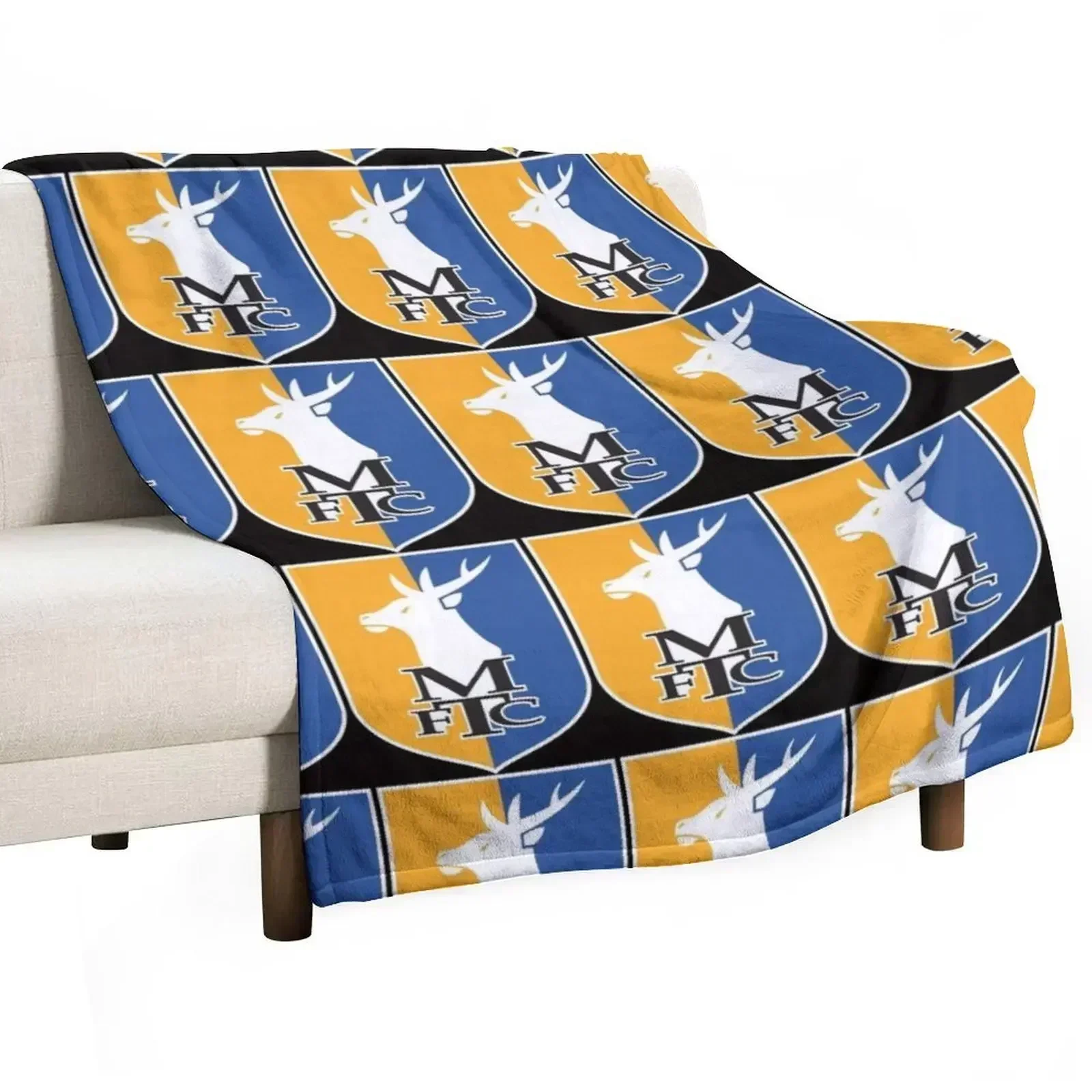 Mansfield Town Badge Classic T-Shirt Throw Blanket Luxury St Sofa for babies decorative Summer Beddings Summer Blankets
