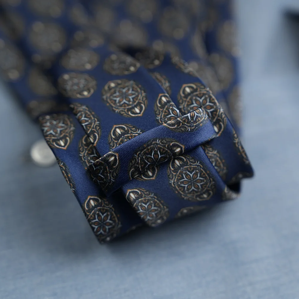 8 سنتيمتر سوبر لينة تقليد الحرير البوليستر ربطة العنق للرجال اجتماع الأعمال Gravatas الرجال الرسمي سليم موضة الطباعة التعادل