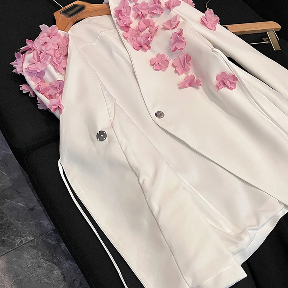 TWOTWINSTYLE Zoete Gesplitste Applicaties Blazers Voor Vrouwen V-hals Lange Mouw Lente Temperament Jas Vrouwelijke Mode Nieuwe KJA533232