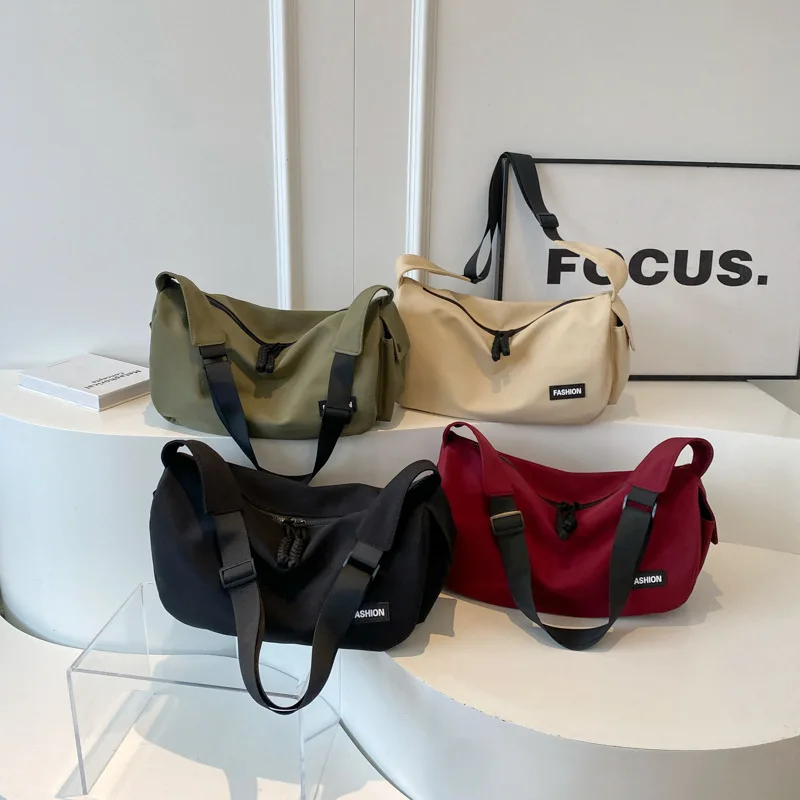 Women's Shoulder Bag Fashion Nylon Solid Color Zipper Personality Sports Fitness Casual Large Capacity Storage Unisex Crossbody