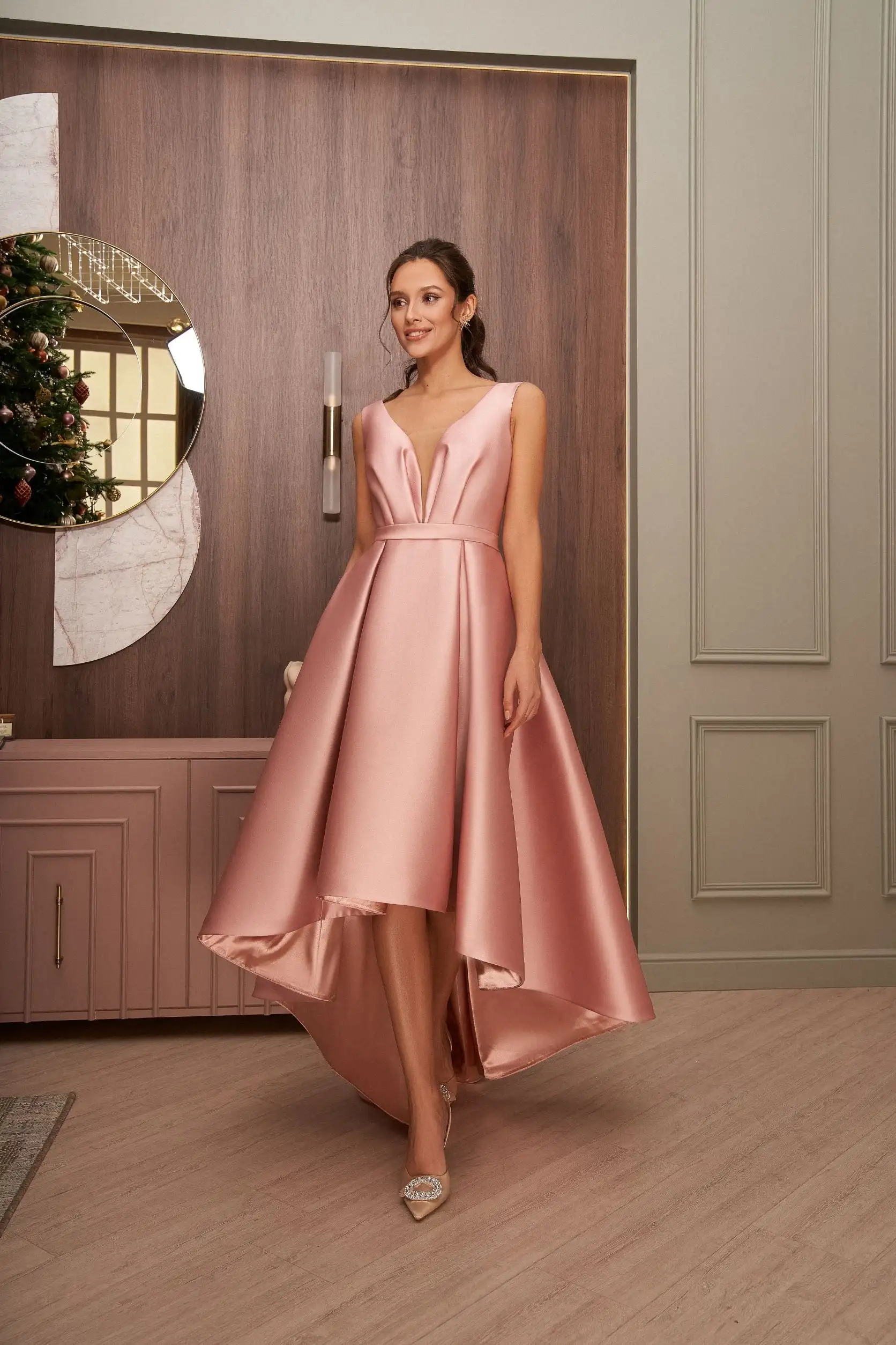 

Pink Evening Dresses Satin Short Front Long Back V Neck Ruched Backless A Line Formal Party Simple Prom Gowns Graduation Dresses