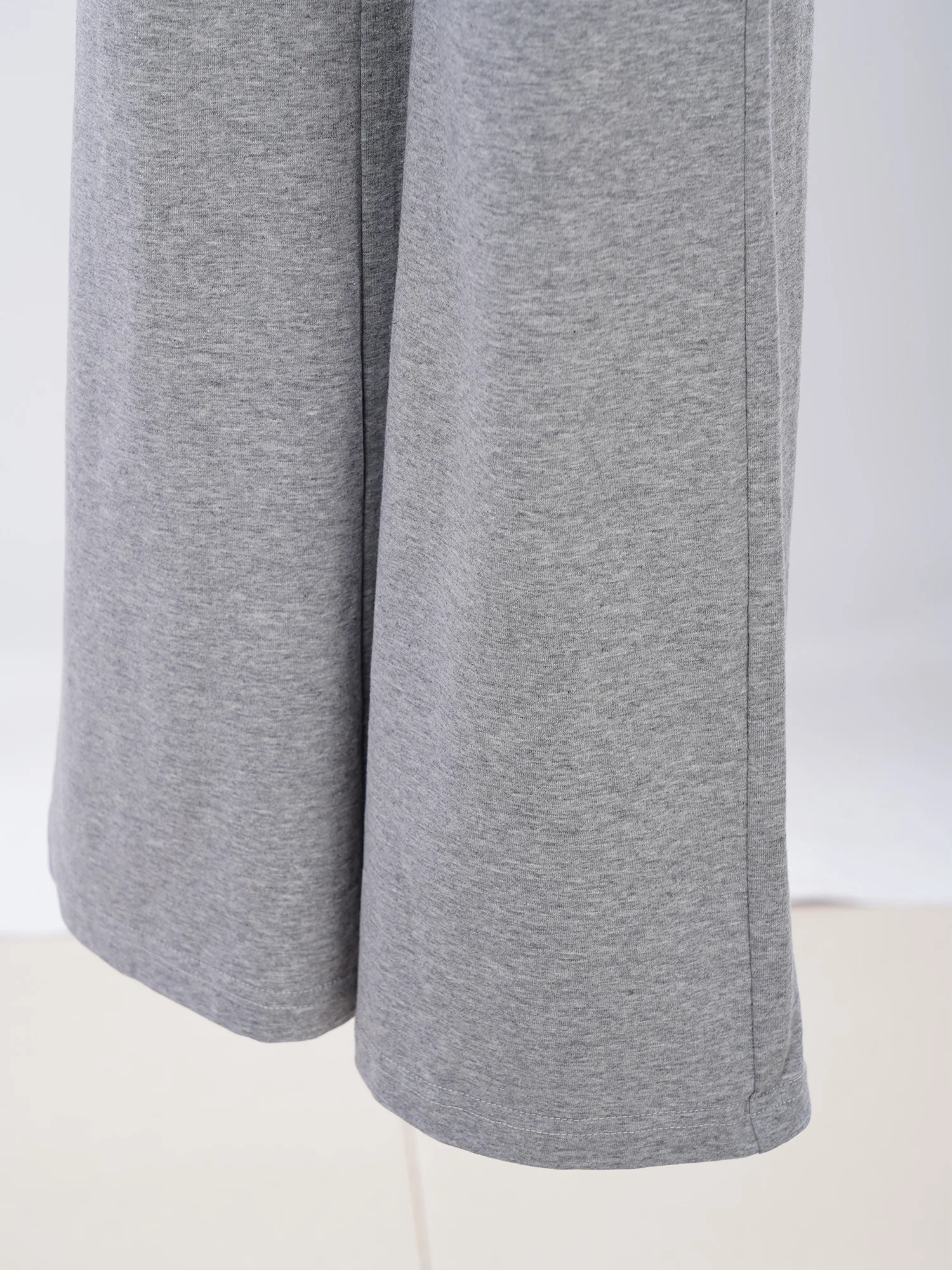 Jumpsuit Lengan Pendek Anti Lepas untuk Anak Perempuan, dengan Ritsleting Belakang Tak Terlihat dan Model Bell Bottom, untuk Perawatan Kebutuhan Khusus