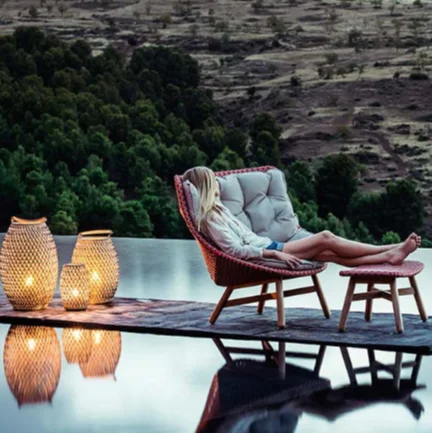 Gartenmöbel Rattanstühle mit hoher Rückenlehne für den Außenbereich