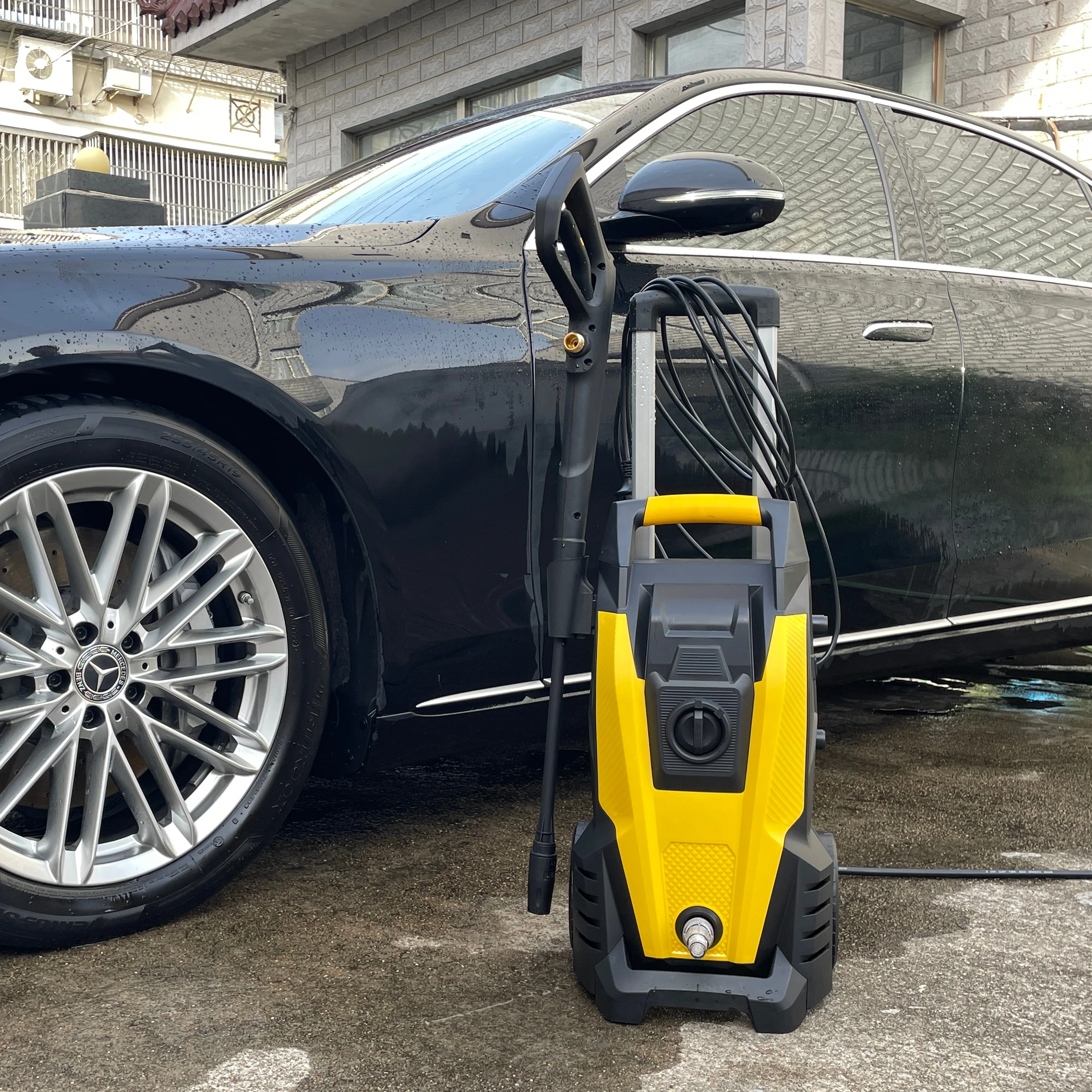 

Электрическая водяная автомойка Baorabbit 2200 Psi с колесиком для мойки автомобилей высокого давления