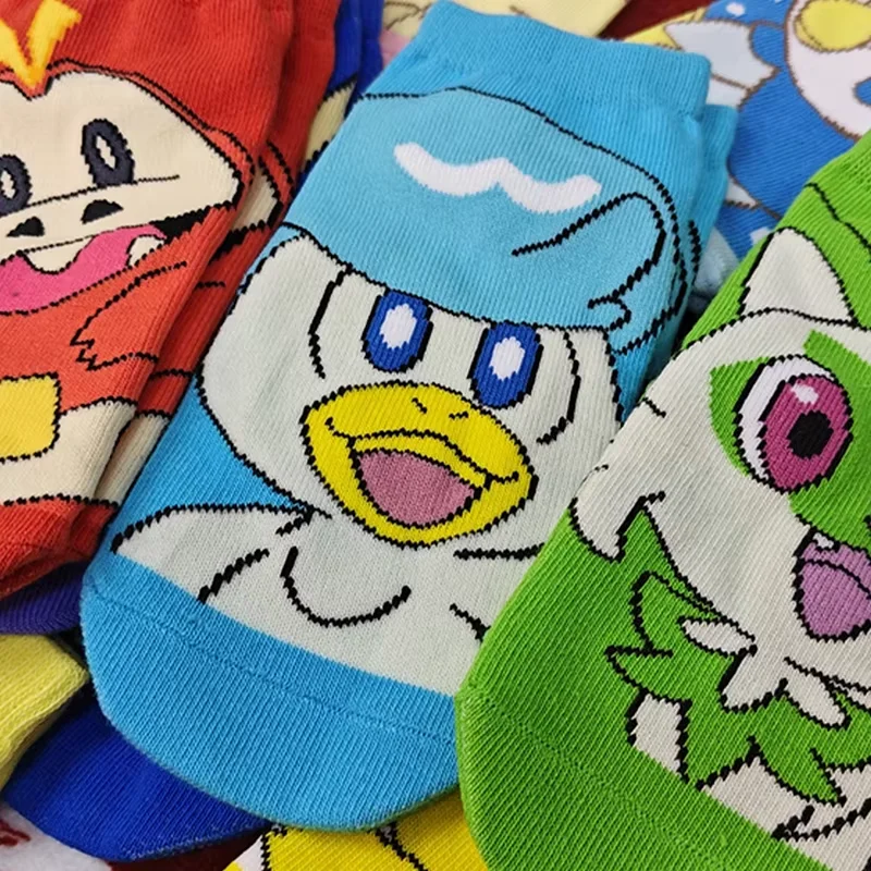 8/16 Paar zufällige Pokémon Pikachu Cartoon Socken, Gengar Sprigatito bedruckte Baumwoll-Knöchelsocken, neutrale Anime-Freizeitsocken – Detail 3