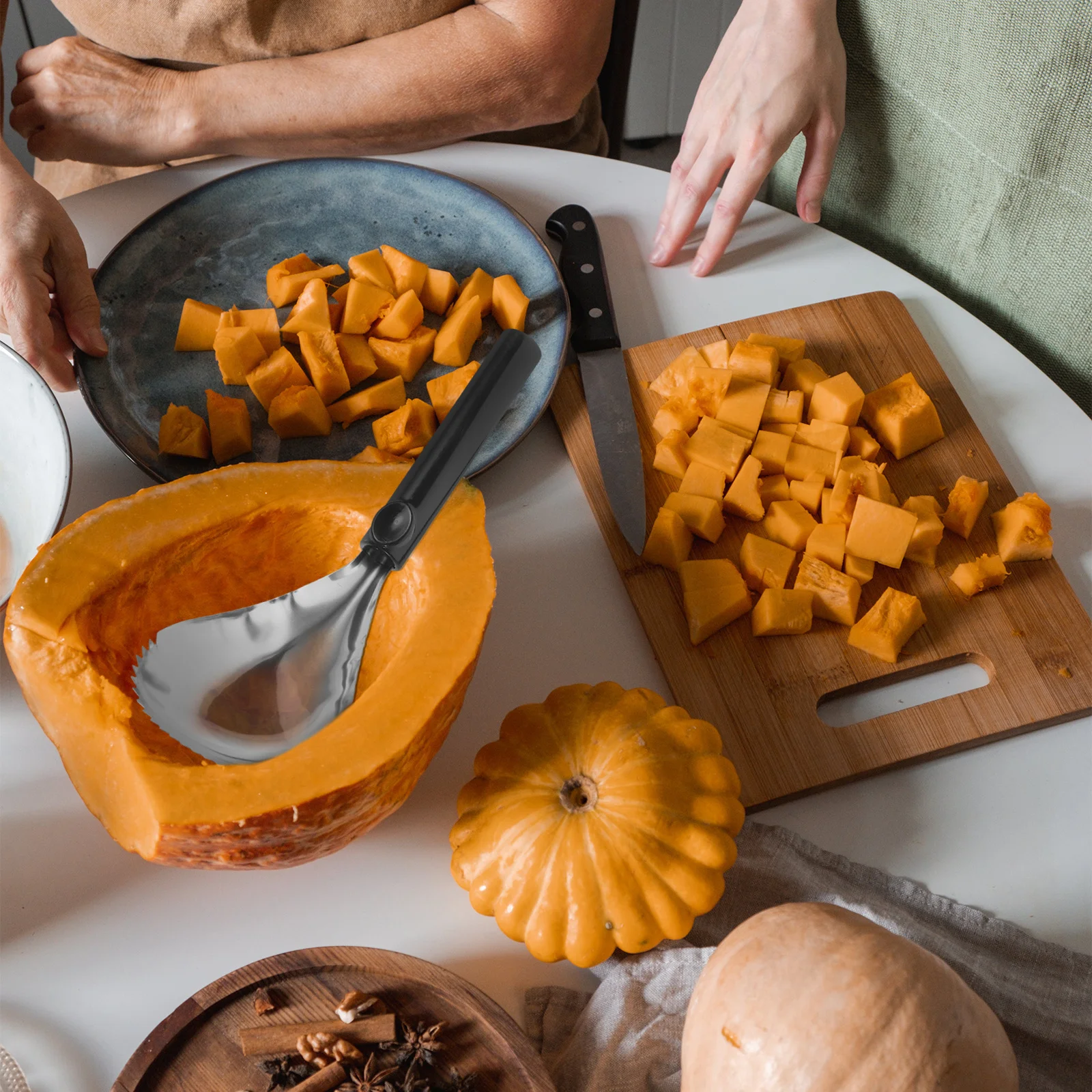 

3Pcs Stainless Steel Pumpkin Corer Remover Easy Clean Serrated Edges Tool Stainless Steel Pumpkin Core Removers