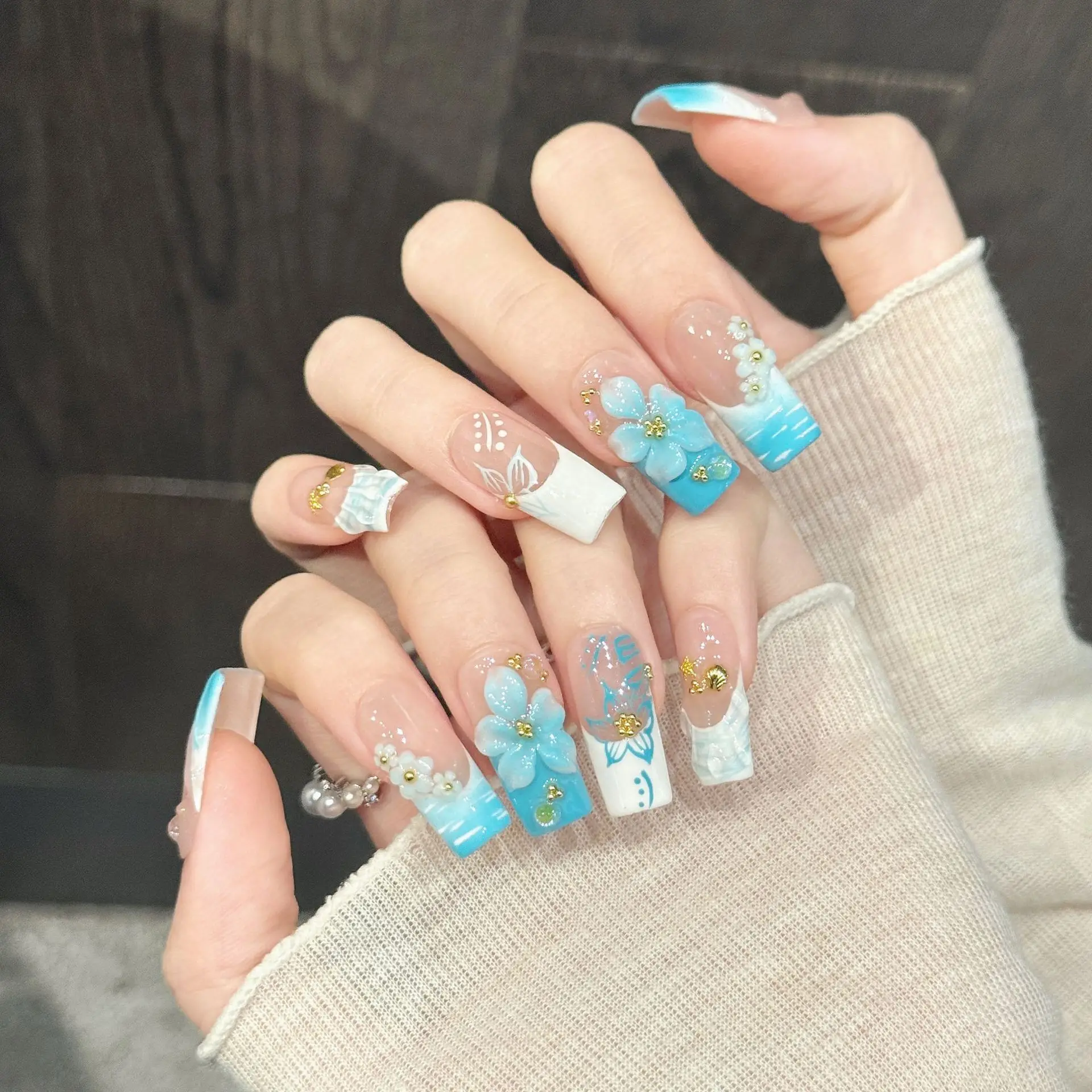 

10pcs Square Shape Press on Nails Cool French Handmade Ice-Transparent Blue with Relief Floral Design Wearable Reusable
