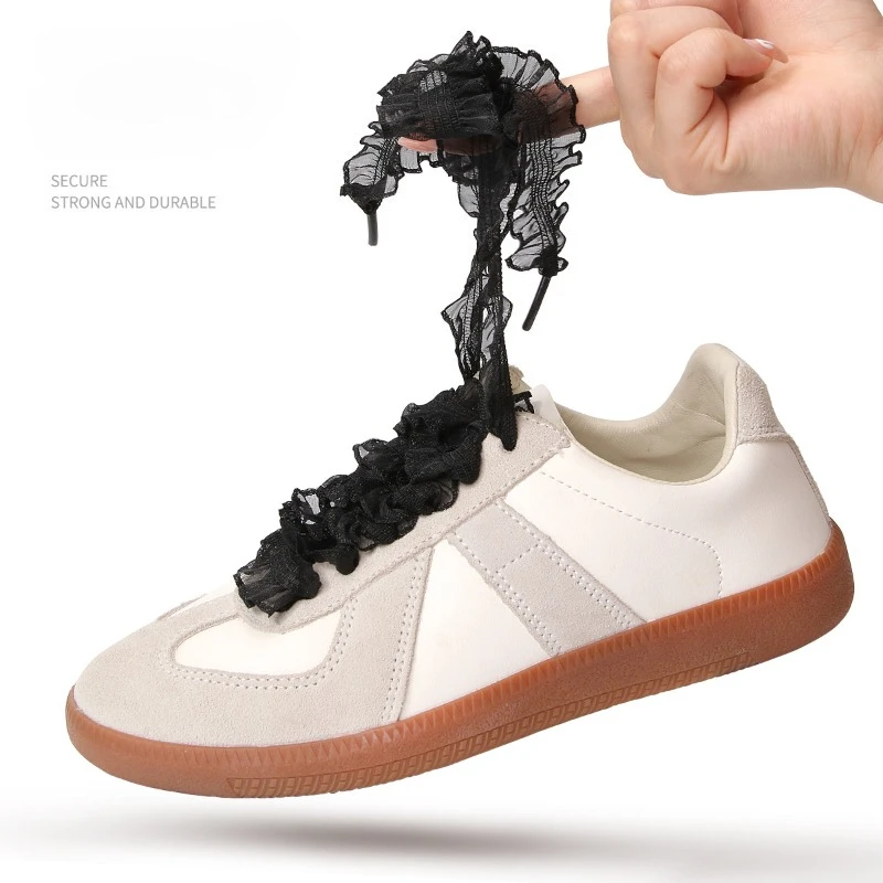 1 Pairs  Black White Lace Shoelaces with Ruffled Trim - Fairy Wind Shoelaces with Wooden Ear Edge for Women Girl Shoes