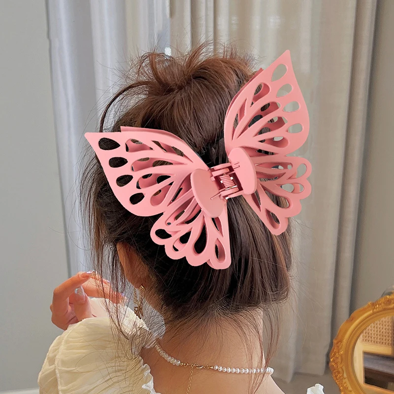 

13.5cm Large Butterfly Hair Claw Clip Hair Crab For Women Hollow Ponytail Holder Hairpins Claws Barrettes Girls Hair Accessories