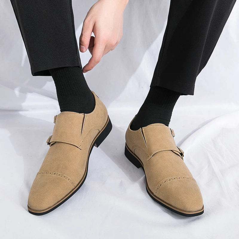 

New Korean Version Frosted Leather Casual Men Shoes with Buckle Carving for Business Formal Wear Plus Size Retro Trendy Shoes