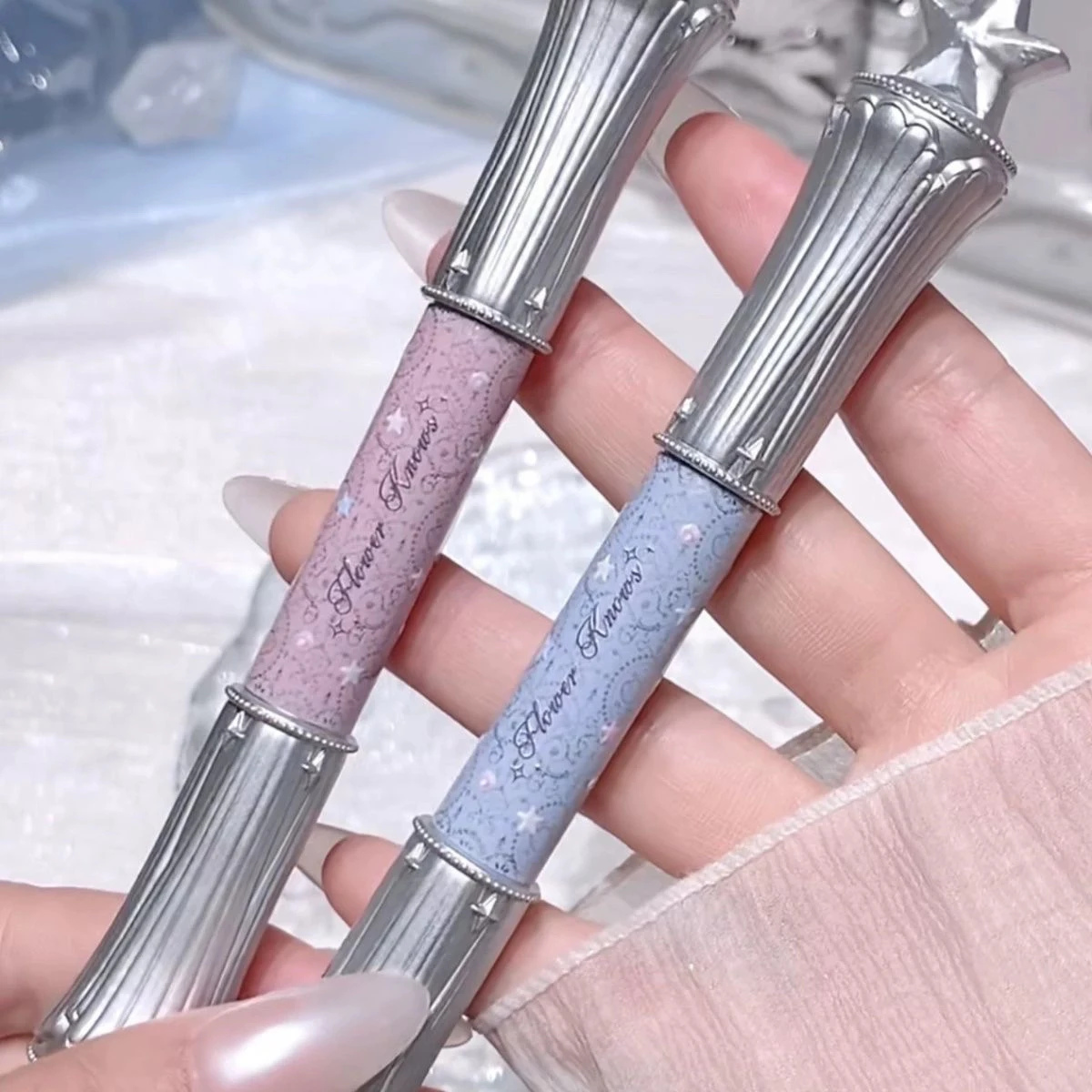 Flower Knows New Dual Tip Pearl Shell Under Eye Brightener Long Lasting Waterproof Eyebrow Eyeliner Smudge Proof Makeup Tools