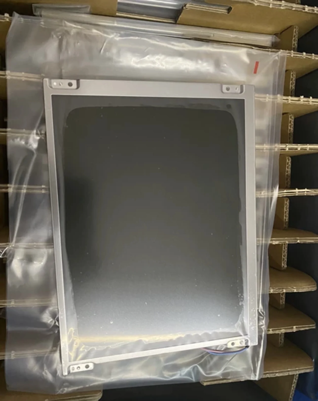 LTD104C11U new 10.4 inch original LCD screen