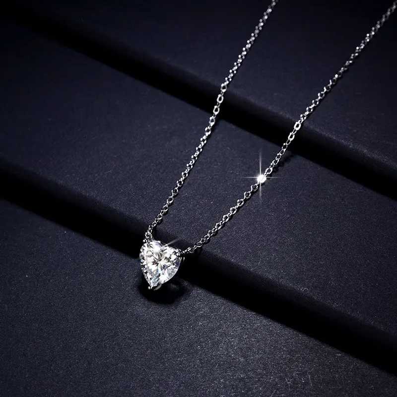 KNOBSPIN 8*8mm 2ct Heart Moissanite Pandent Necklaces for Women Diamond with Certificate 18k Plated 925 Sterling Silver Necklace