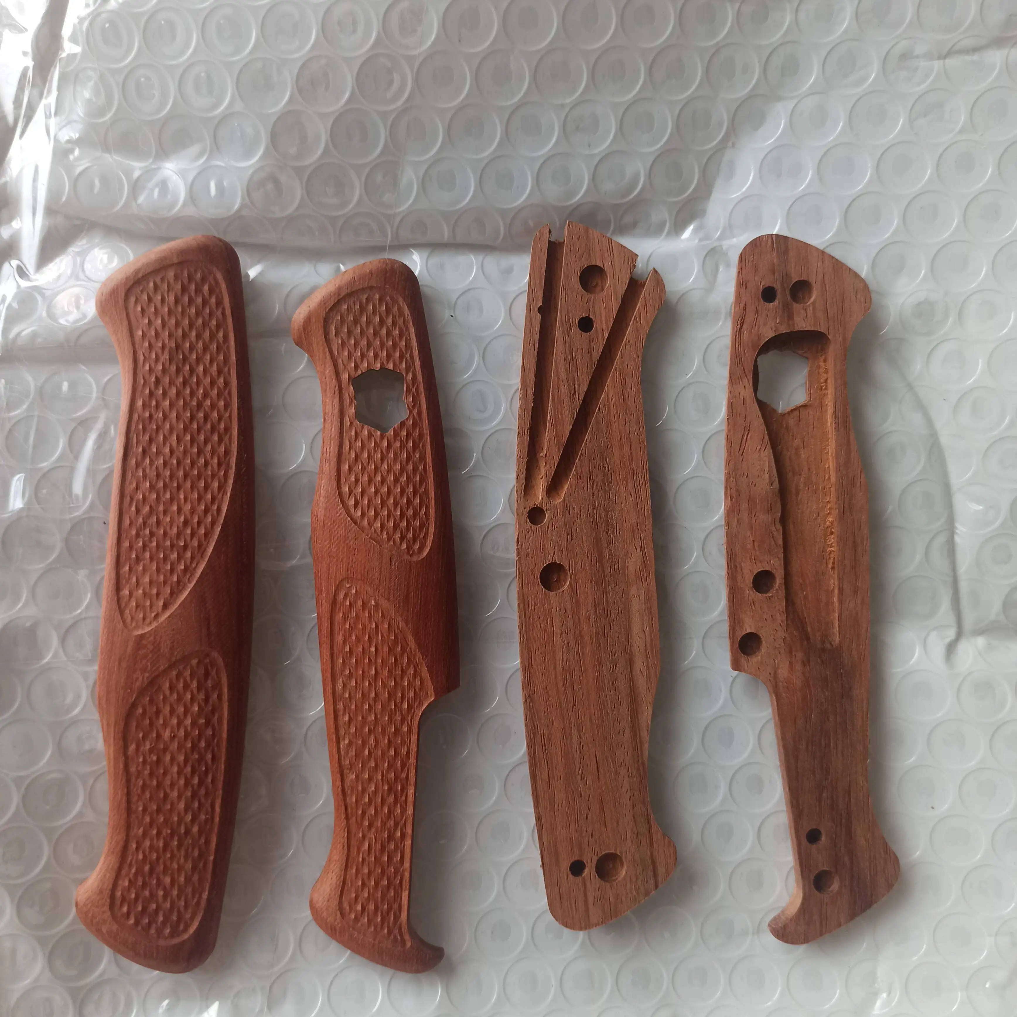 2 Type1Pair Wooden Scales for 130MM Victorinox Delemont RANGER Series Knives 0.9663.MC