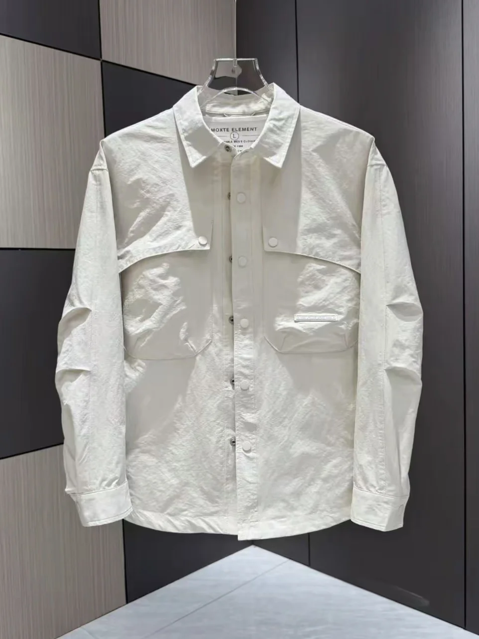 

Casual Men's Jaet Pure Color Flip Collar Design Spring Autumn Faionable Versatile Outerwear Polyester Fabric Zipper Decor...