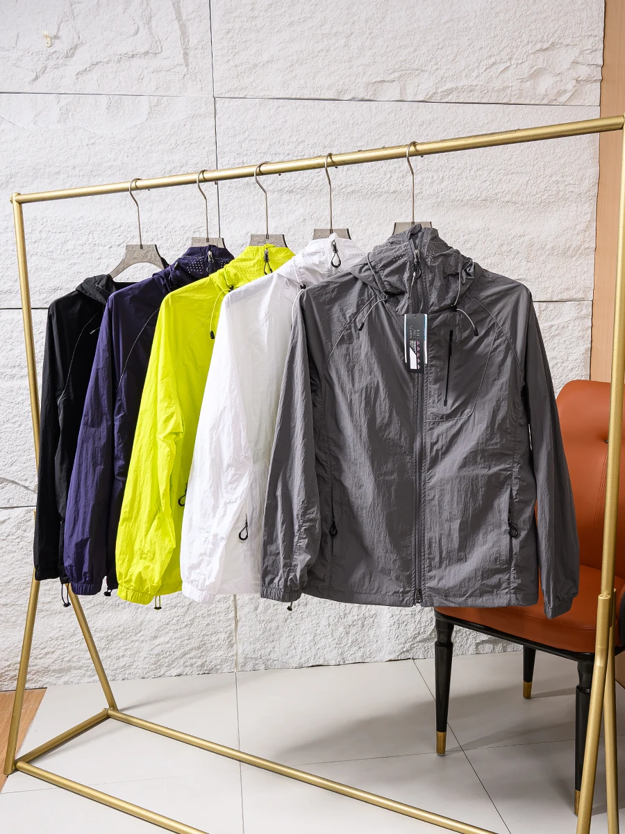 

Lightweight Breathable UV Protection Outdoor Jacket Hooded Men's Women's Summer New Fashion City Style Long Sleeve Zipper Clo...