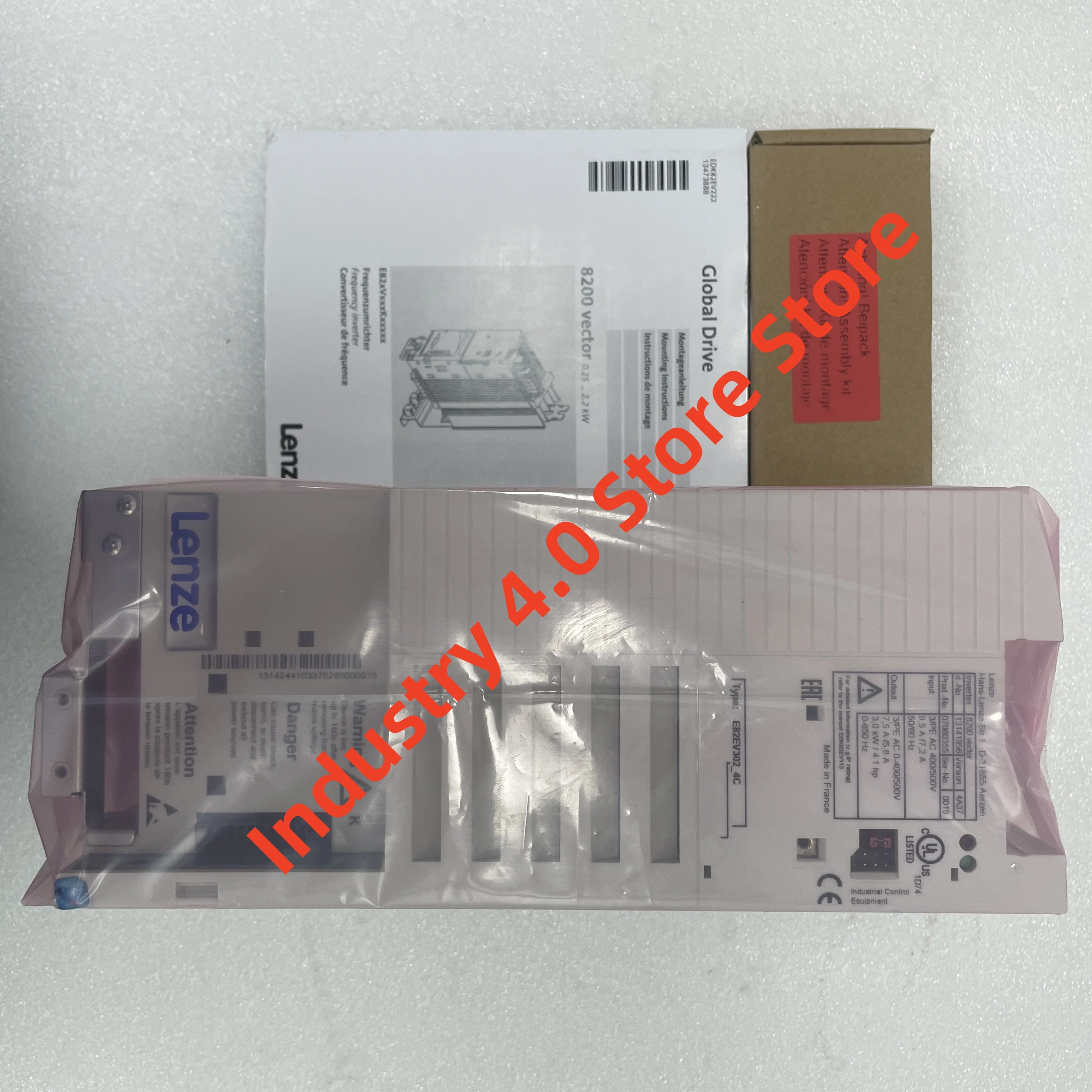 

E82EV302K4C Преобразователь частоты E82EV302K4C200 100% НОВЫЙ E82EV302K4C040