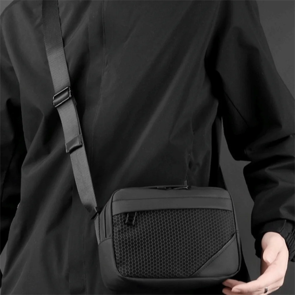 

Zipper Men Crossbody Bag Square Solid color Sports Shoulder Bag Large Capacity Korean Style Oxford Crossbody Bag Running