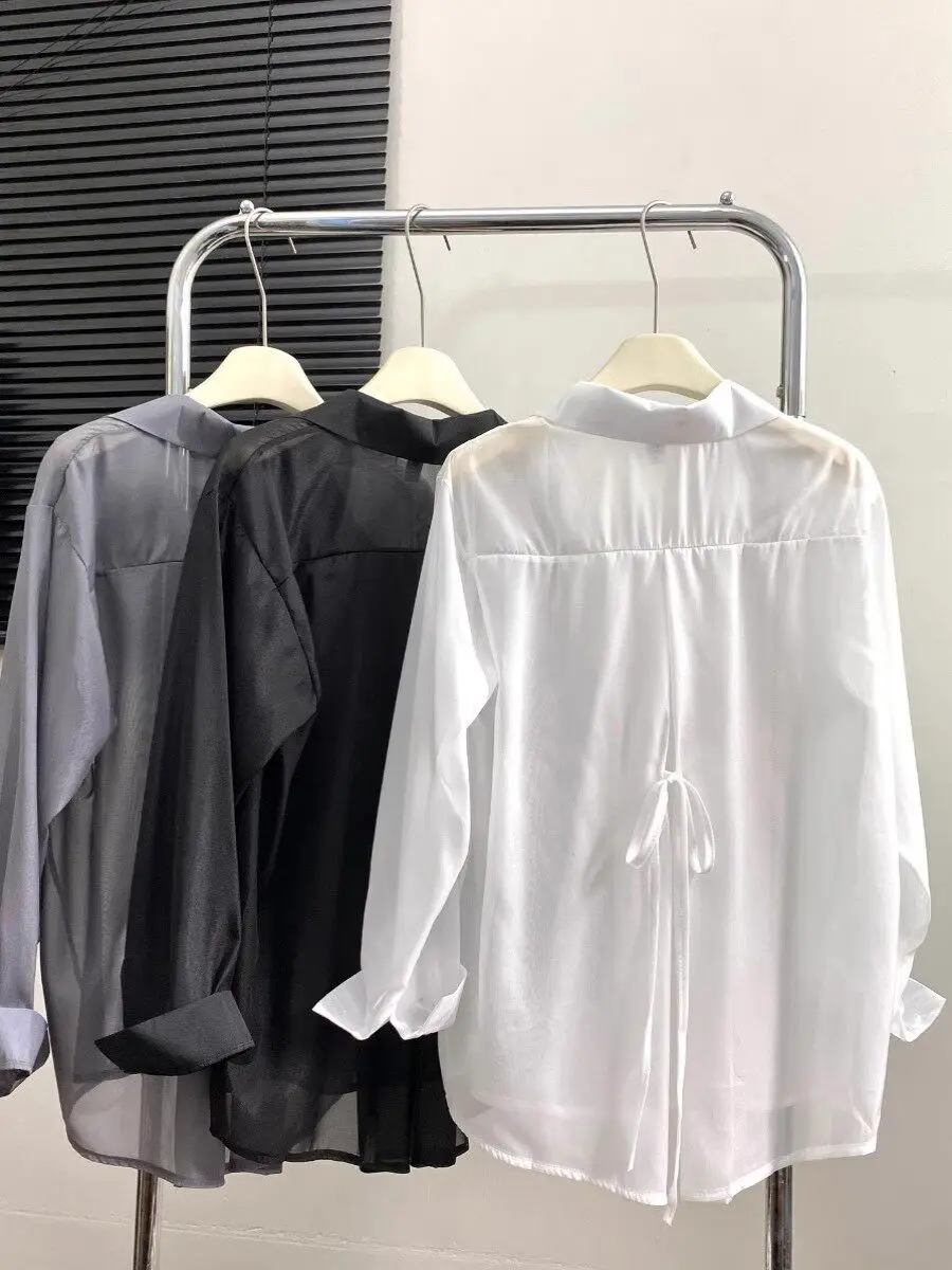 

Lightweight Tunic Shirt with Open Back Slit Button Up Collared Loose Blouse Women Spring Summer 2026 Stylish Cover-up Tops