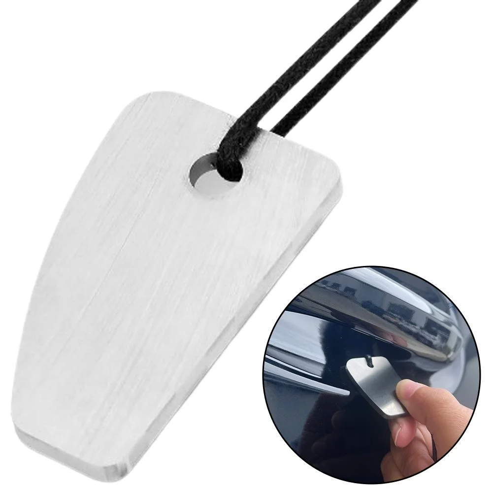 Spray Paint Stain and Scratch Remover Tool with Professional Grade Carbide Blade for Auto Repair and Refinishing Applications