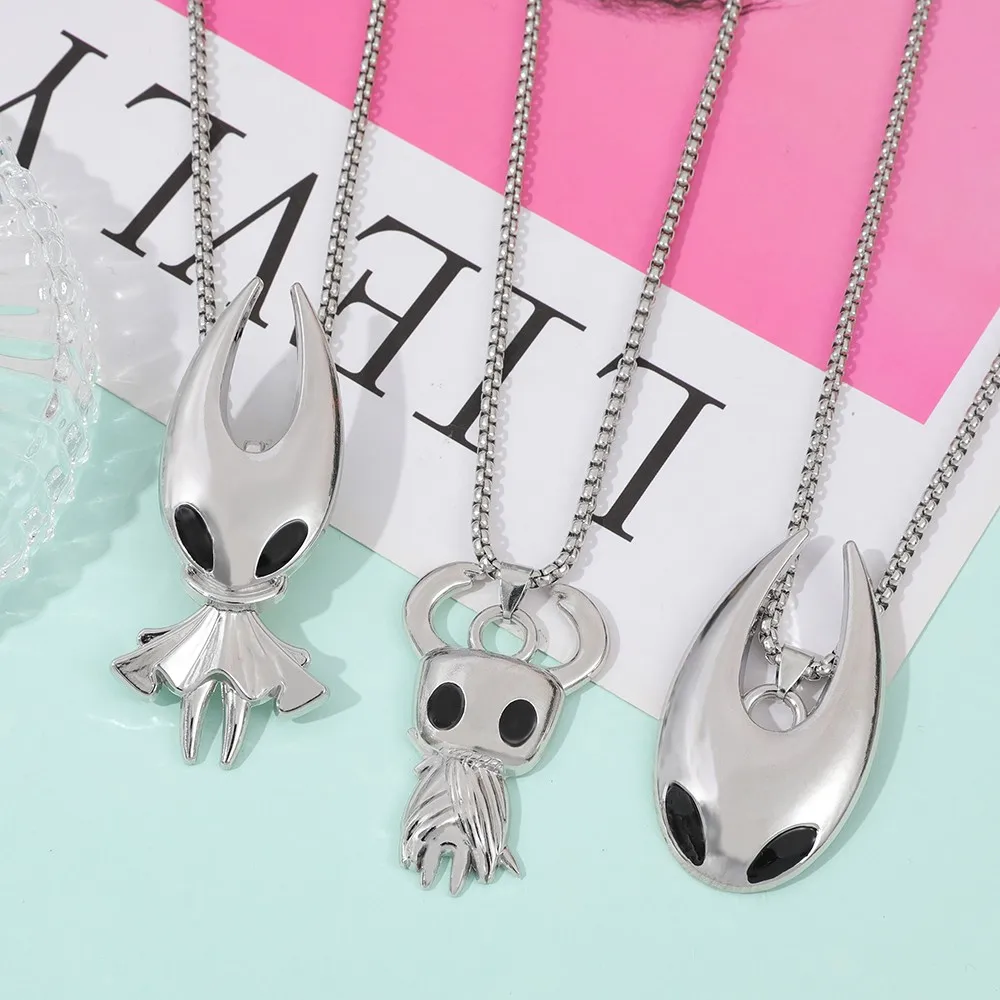ファッションゲームジュエリーアクセサリー、ホロウナイトをテーマにしたネックレス、人気ゲーム「シルクソング」のヒップホップネックレスアクセサリー