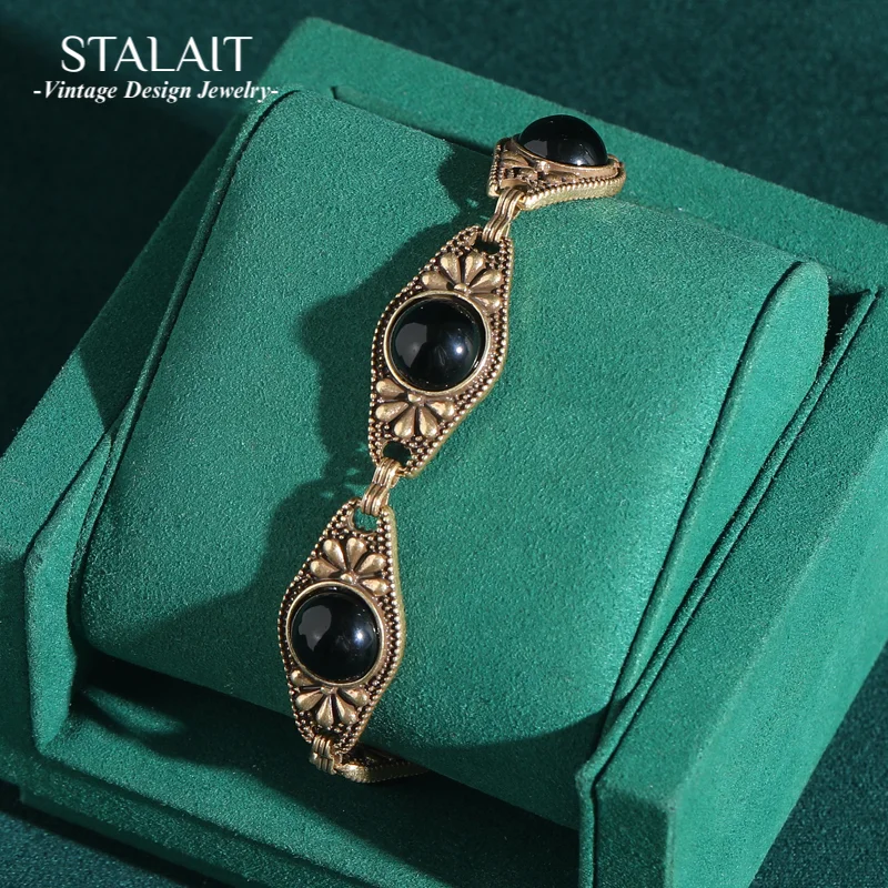 

Vintage Jewelry Flower Black Agate Bracelet Antique Gold Color Engrave Eye Woman Luxury Designers Summer Accessories 2025 New